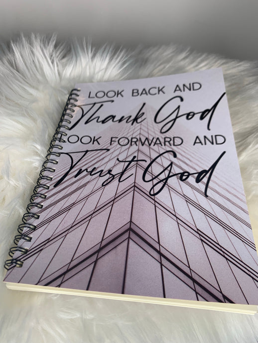 Spiral notebook: Praise and Worship